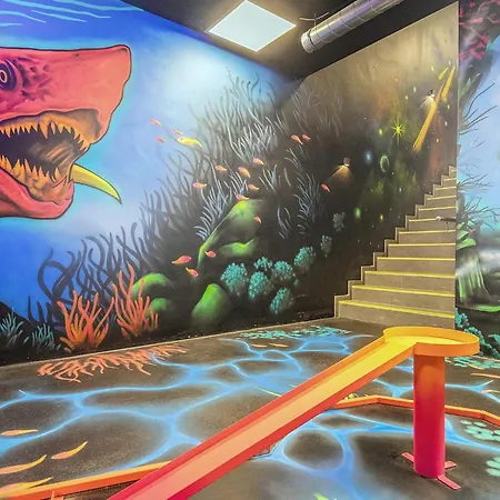 8 Person In * Wendtorf